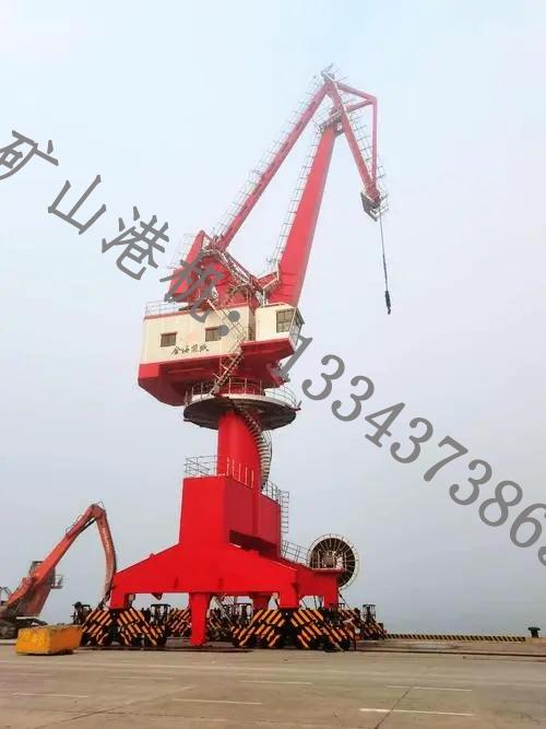 湖南衡阳门座式起重机厂家操纵起重机需注意哪些方面呢？